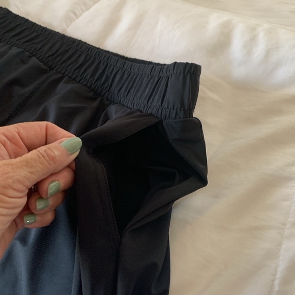 ZYIA Active Black Everyday Pants. Light, silky, stretchy fabric. #688 Size L - Picture 10 of 13